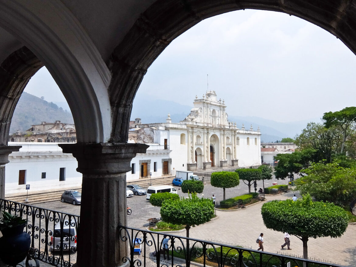 Antigua Square, the best place to visit in Guatemala