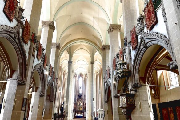 Black Church High Gothic ceiling