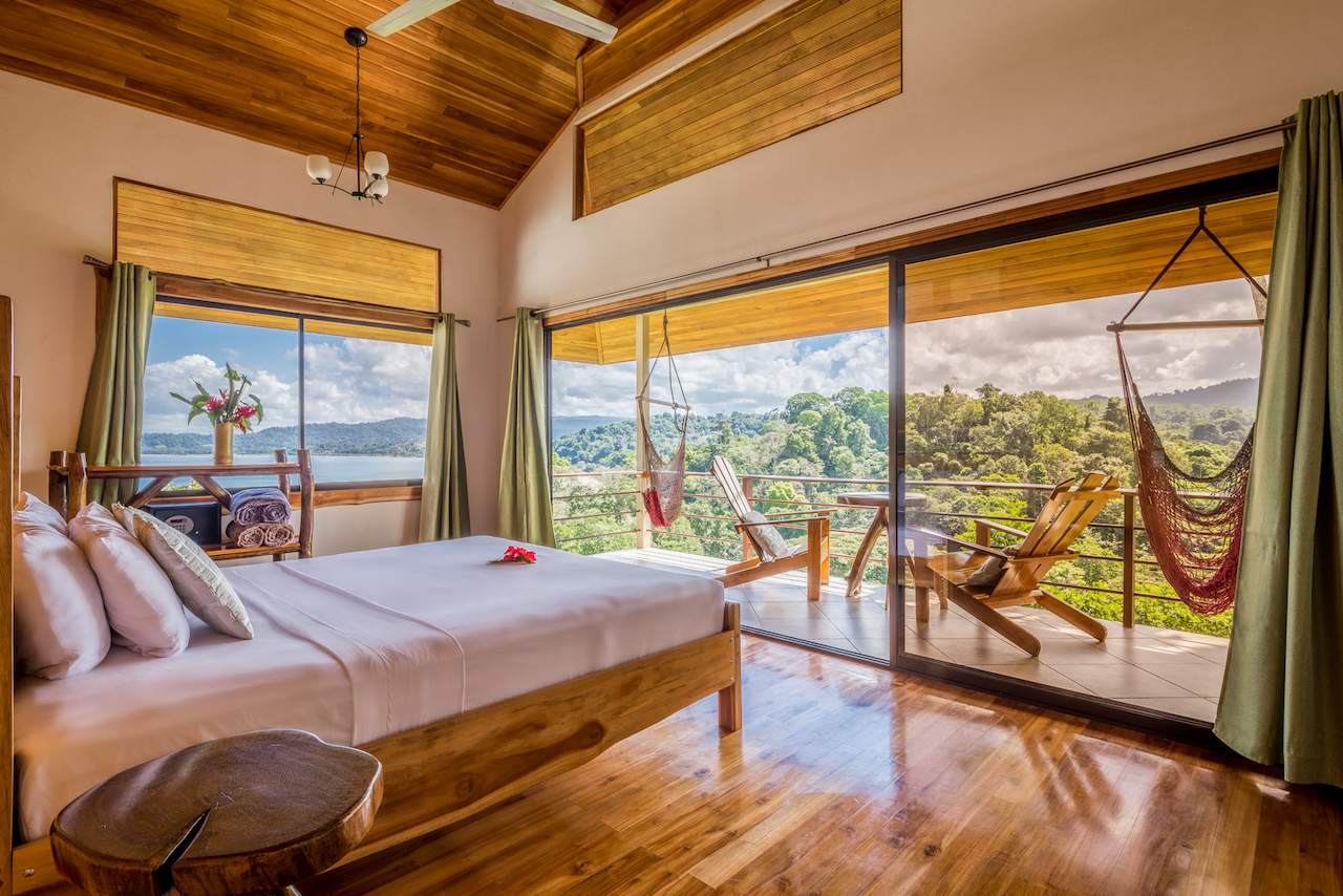 Dake Bay Getaway Resort: a room with a view