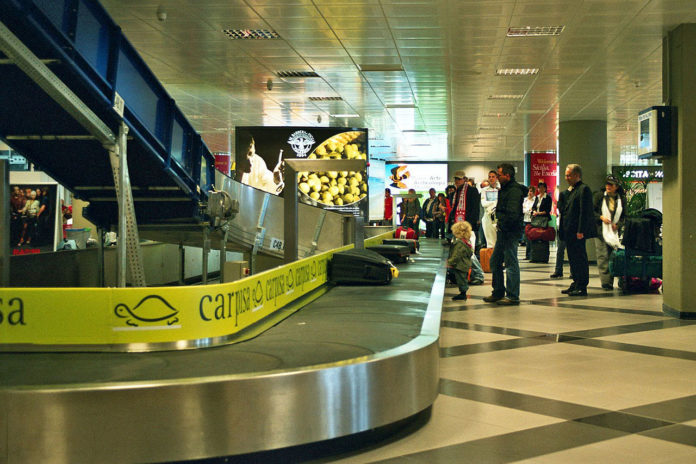 ryanair damaged baggage claim