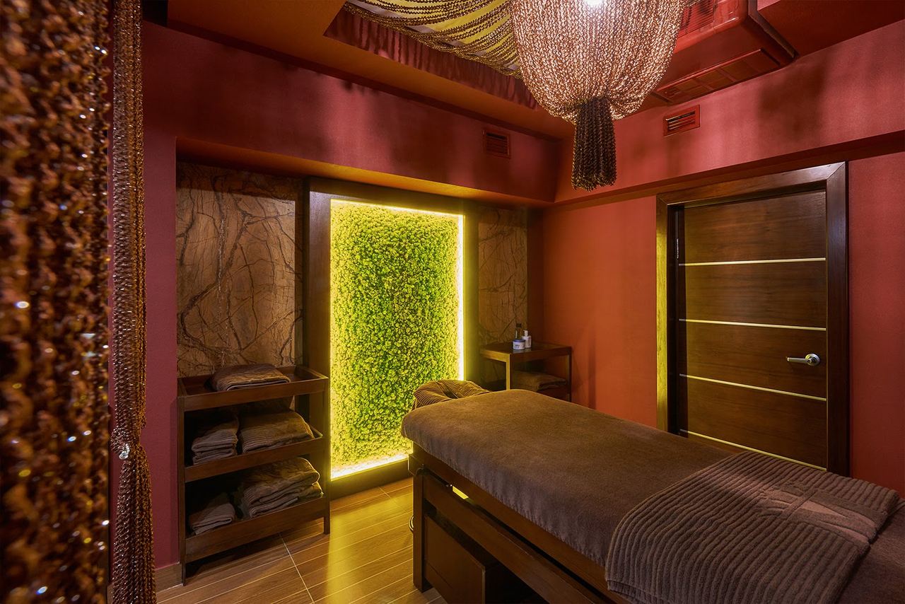 Grand M Hotel treatment room