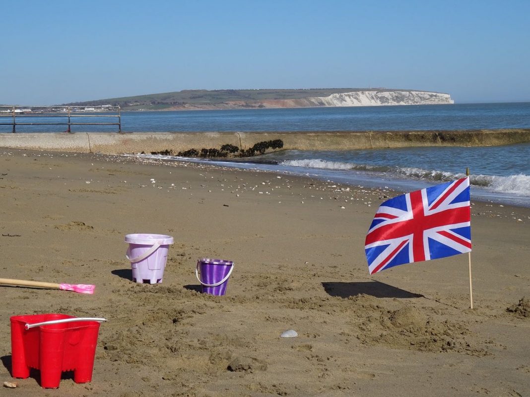 Brits are falling back in love with UK seaside destinations as heatwave